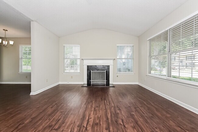 Foto del edificio - 68 Hampton Oaks Dr