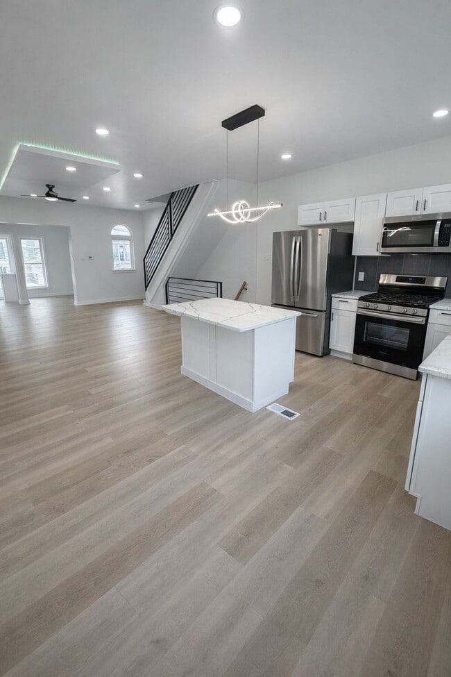 Building Photo - 5919 Belmar St