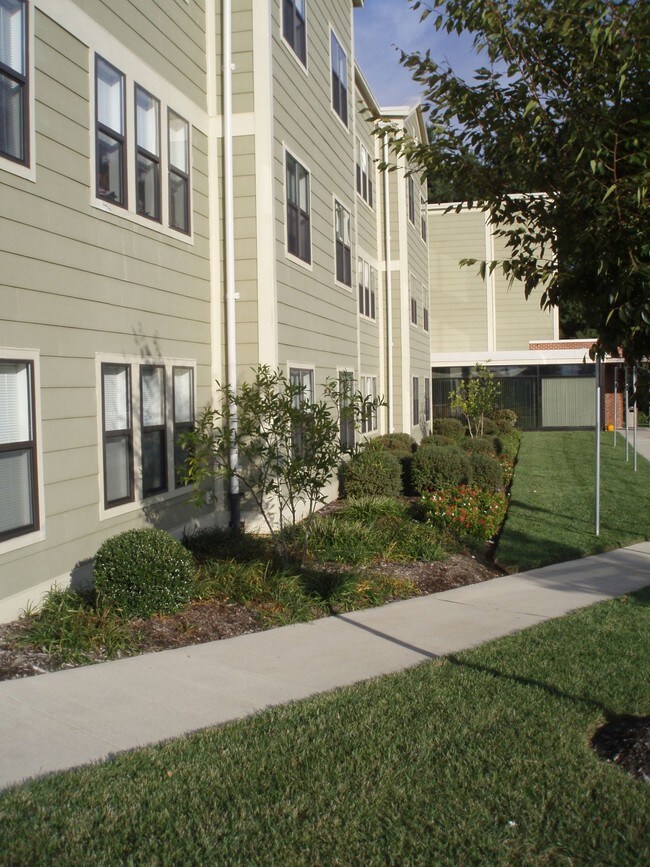 Residences At Hampstead School Apartments Hampstead, MD