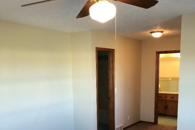 Dormitorio principal - 13305 Discovery Dr