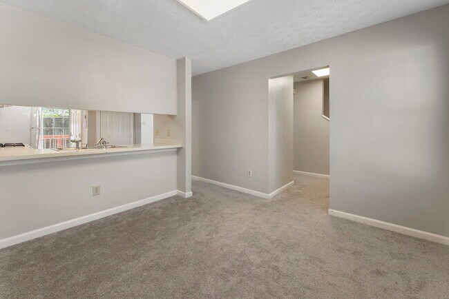 Foto del edificio - 3464 Kingswood Trail