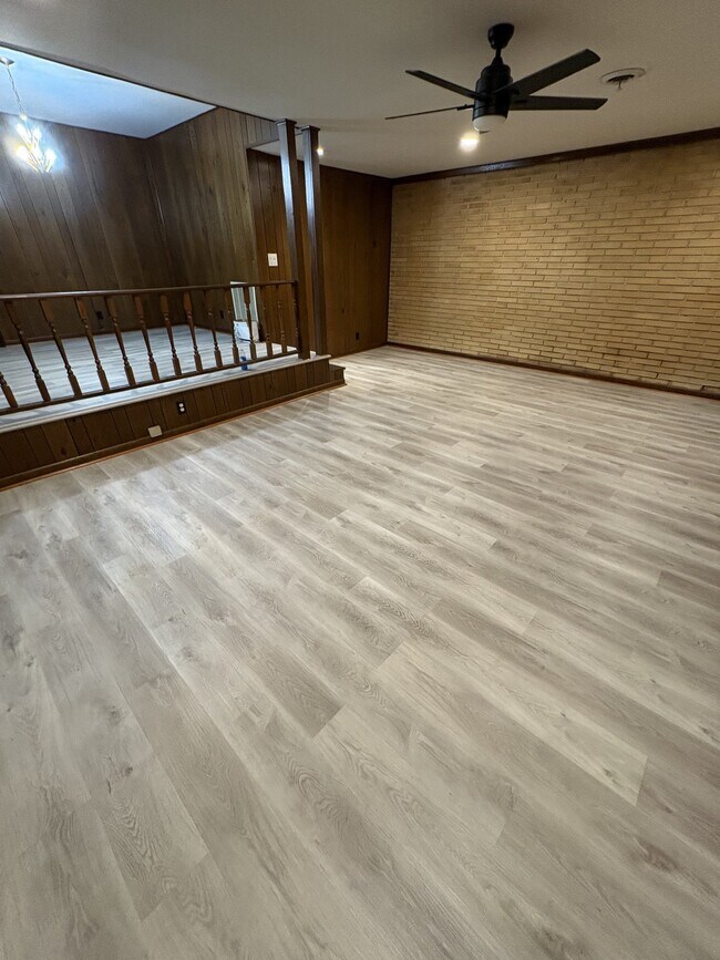 Foto del edificio - 203 Lumpkin Dr