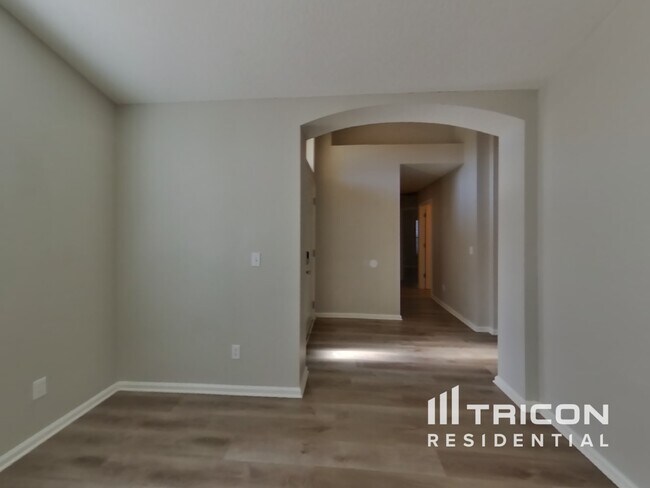 Foto del edificio - 1904 Lake Forest Ln