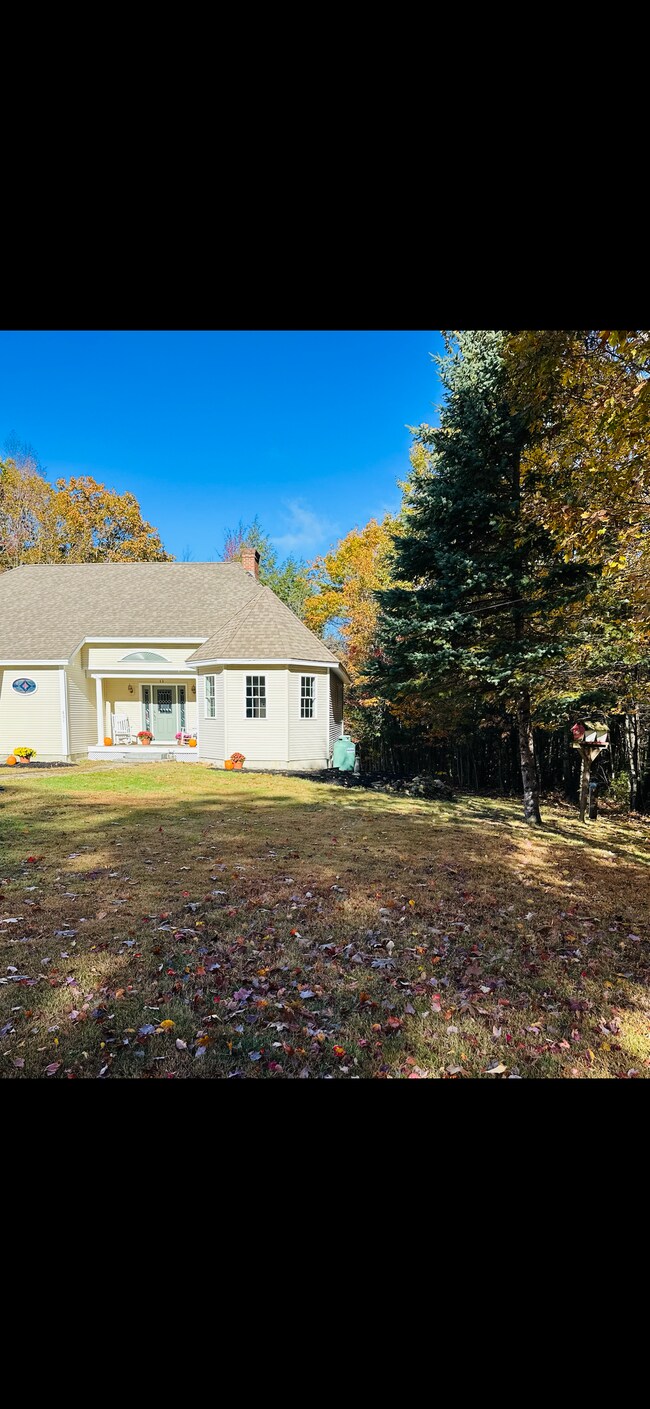 Foto del edificio - 631 Prospect Mountain Rd