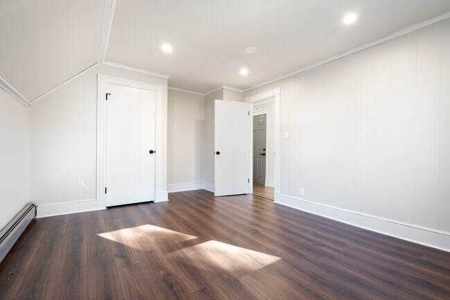 Bedroom 1 - 20 Doane St