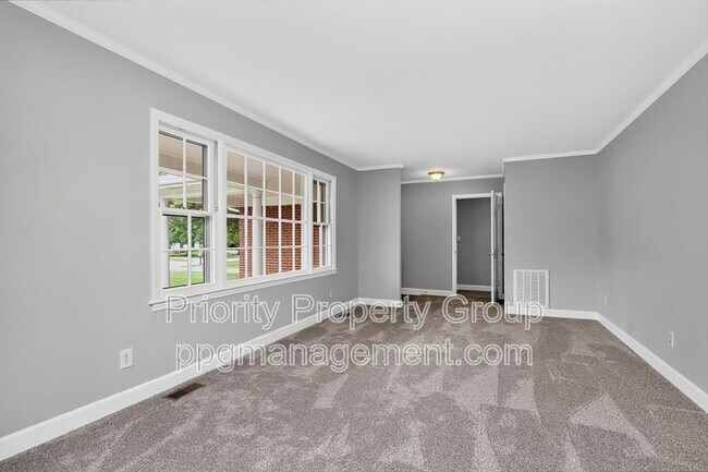 Foto del edificio - 3916 Piney Grove Rd