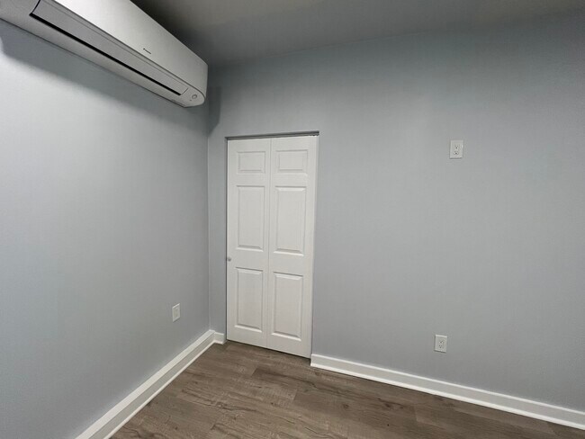 Walk in Closet area - 6414 Easton St
