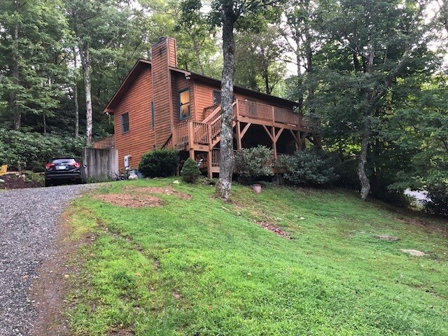 Building Photo - 253 Briar Rose Trl