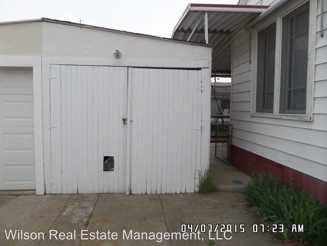 Building Photo - 3 br, 1 bath House - 1309 West Spruce Street