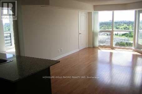 Building Photo - 5793 Yonge St