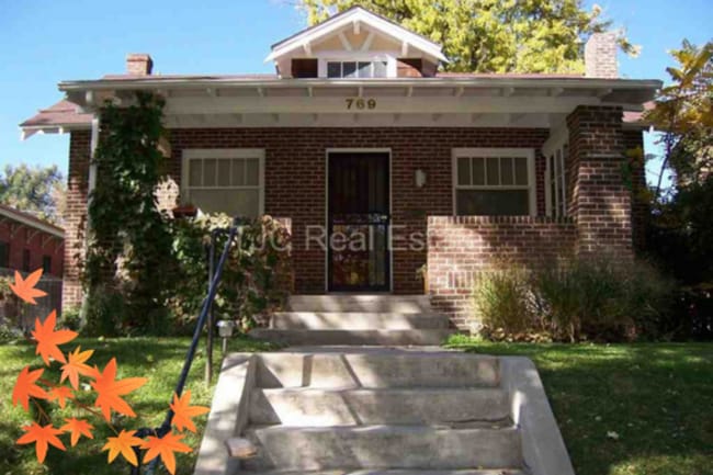 Photo - 769 Monroe St House