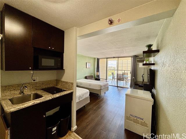 Foto del edificio - 445 Seaside Ave