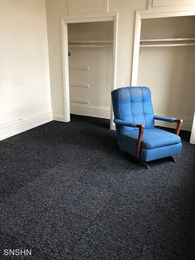 Foto principal - 101 E Mitchell St
