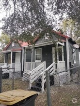 Building Photo - 709 Franklin St
