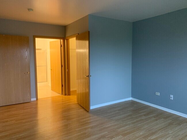 Foto del edificio - 941 N Swift Rd