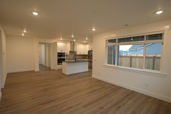 Foto del edificio - Beautiful New Home in Rolling Hills – Built in 2025