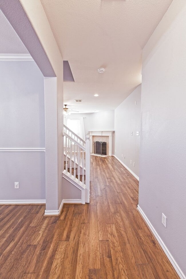 Foto del edificio - Allen 4 Bedroom available Short Term