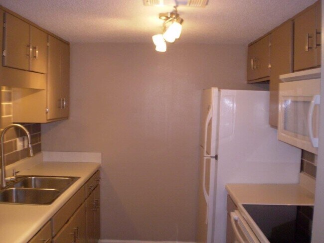 Foto del edificio - 510 E Gillespie St