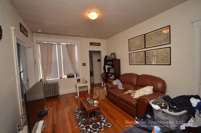 Building Photo - 25 Walbridge St