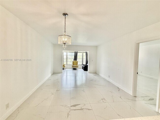 Building Photo - 14790 Bonaire Blvd
