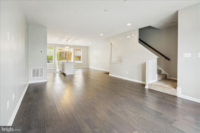 Foto del edificio - 23123 Azalea Ln
