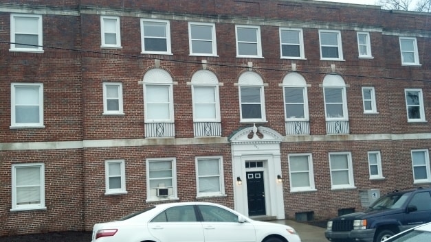 Building Photo - 341 Franklin St