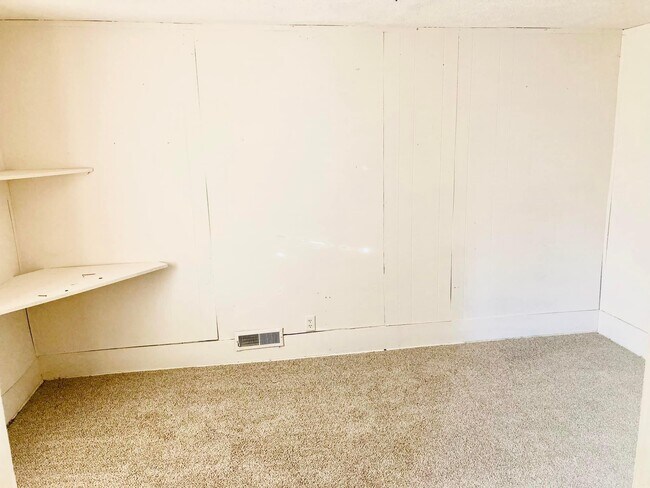Foto del edificio - 520 E Monroe St