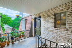Foto del edificio - 1045 Shook Ave