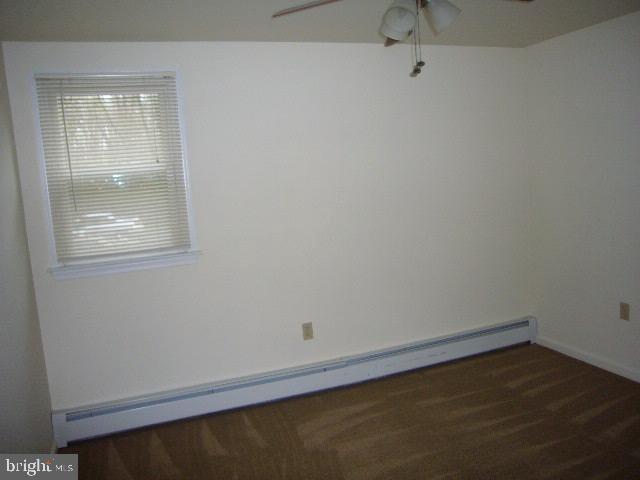 Building Photo - 136 E Park Ave