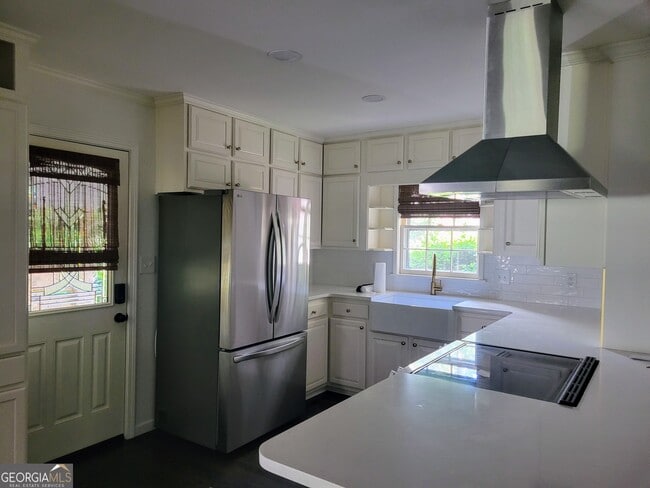 Foto del edificio - 1531 Cooper Lake Rd SE