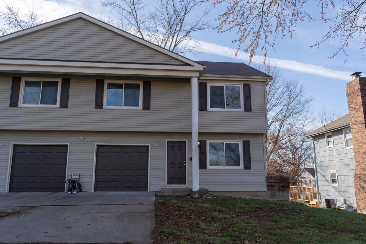 3613 NE 67th Ter, Gladstone, MO 64119 Townhome Rentals in Gladstone