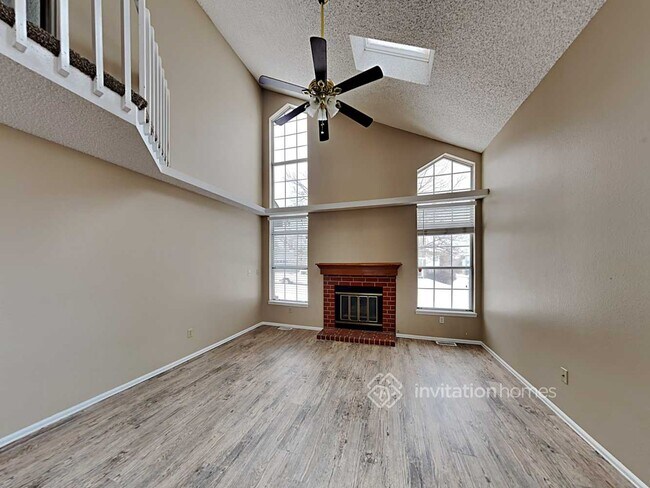 Foto del edificio - 4890 N Foxtail Dr