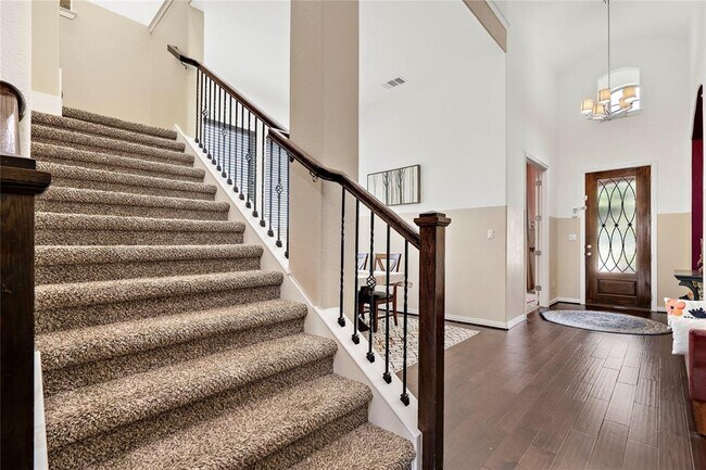 Building Photo - 400 Garner Park Dr