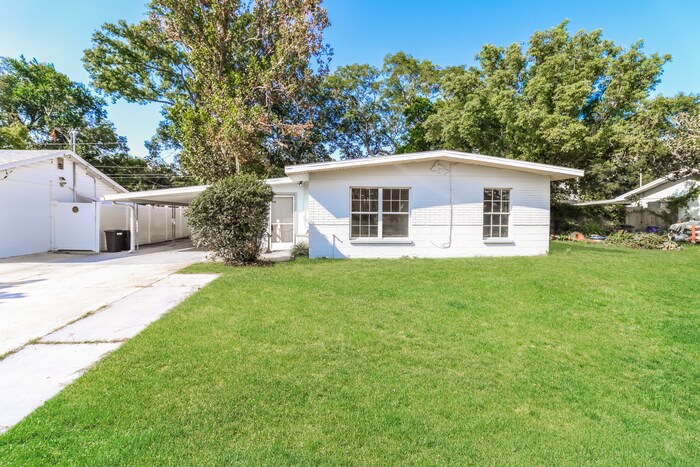 Foto principal - 6733 Pomander Ave