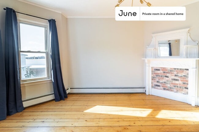 Photo - Room in Shared 4 bed/1 bath home