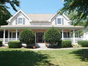 Building Photo - 36 Harborview Rd