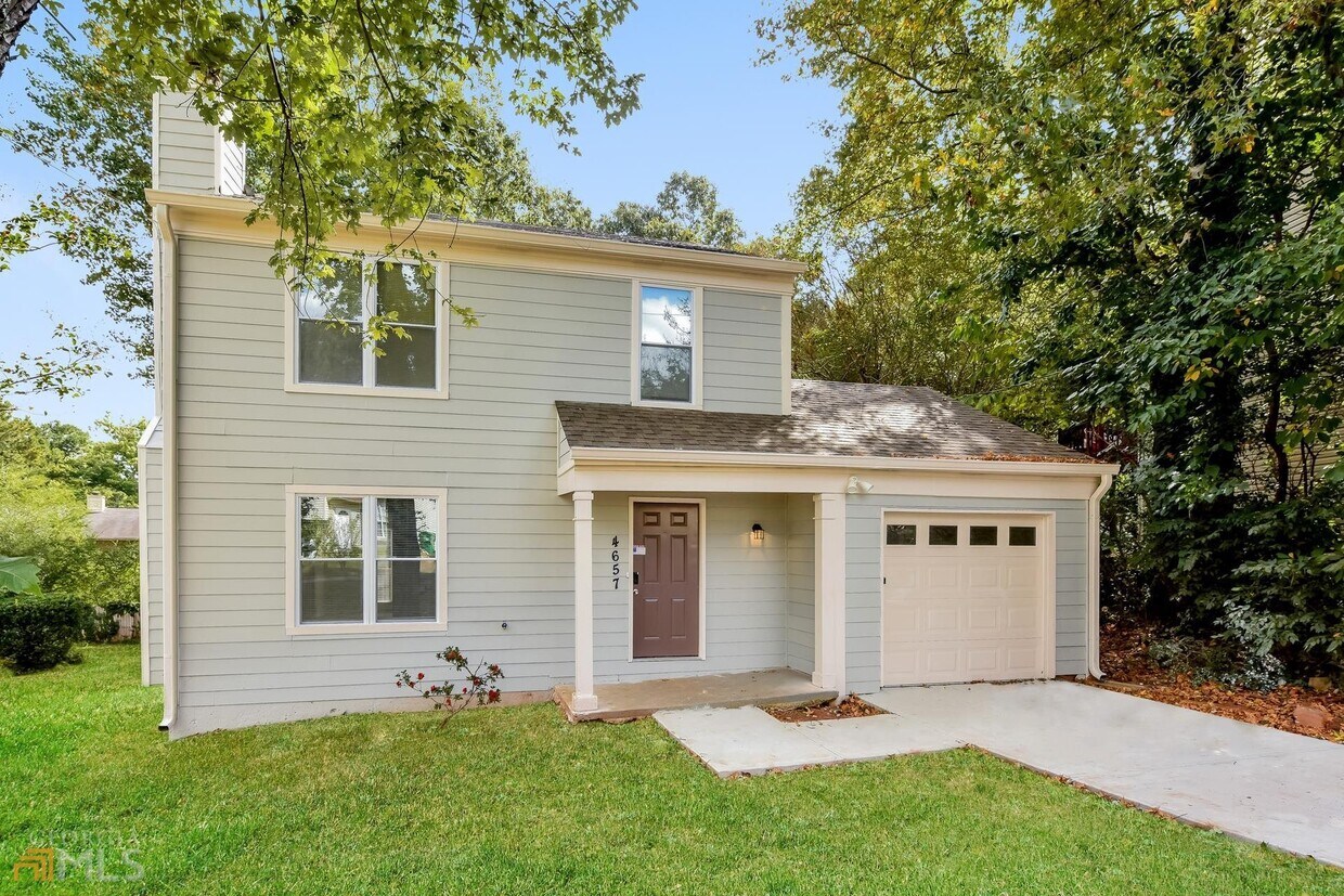 4657 Garden Hills Dr, Stone Mountain, GA 30083 House Rental in Stone