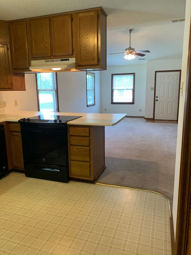Foto del edificio - 104 Peninsula Pl Ln