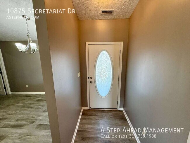 Foto del edificio - 10875 Secretariat Dr