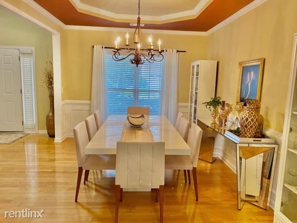 Foto del edificio - 5 br, 3 bath House - 5625 Hastings Terrace