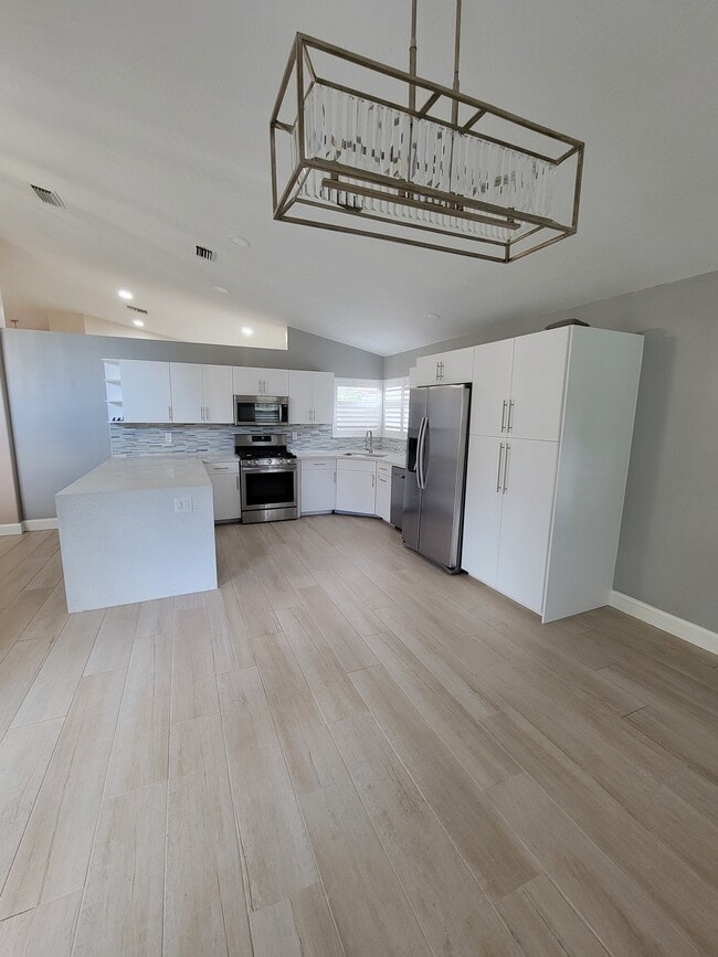 Foto del edificio - 13847 NW 22nd Ct