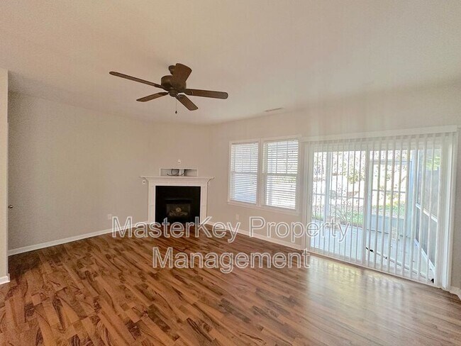 Foto del edificio - 631 Elm Ave