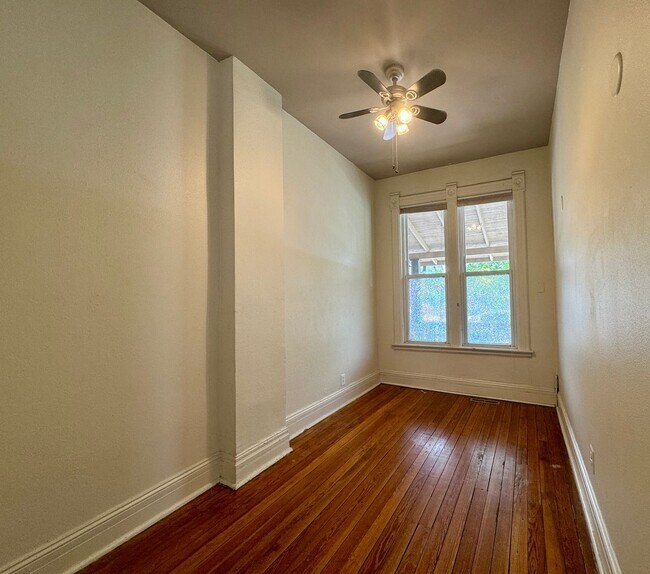 Foto del edificio - Beautifully Historic 1 Bed 1 Bath Denver R...