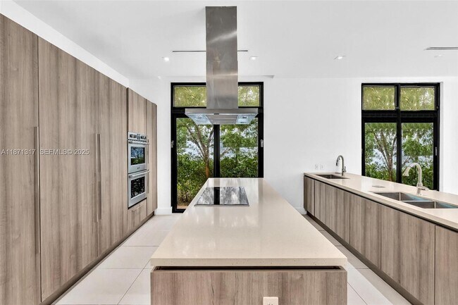 Foto del edificio - 1350 98th St