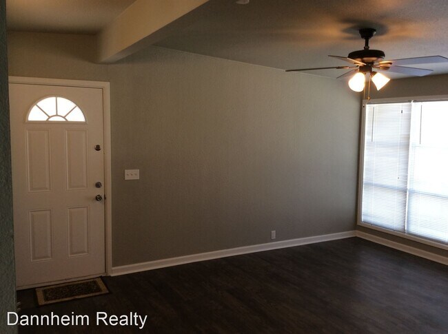 Building Photo - 3 br, 2 bath House - 2828 66th St