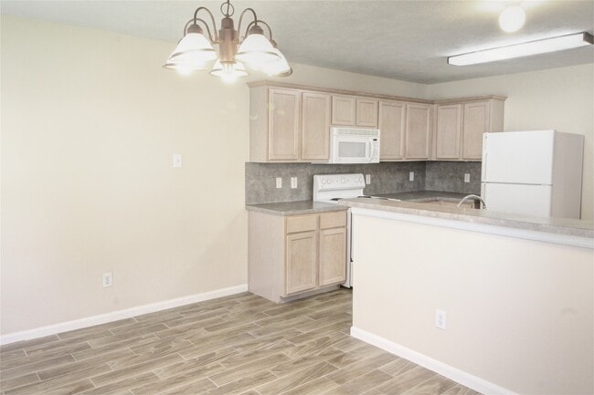 Building Photo - 5530 Violet Path Ln