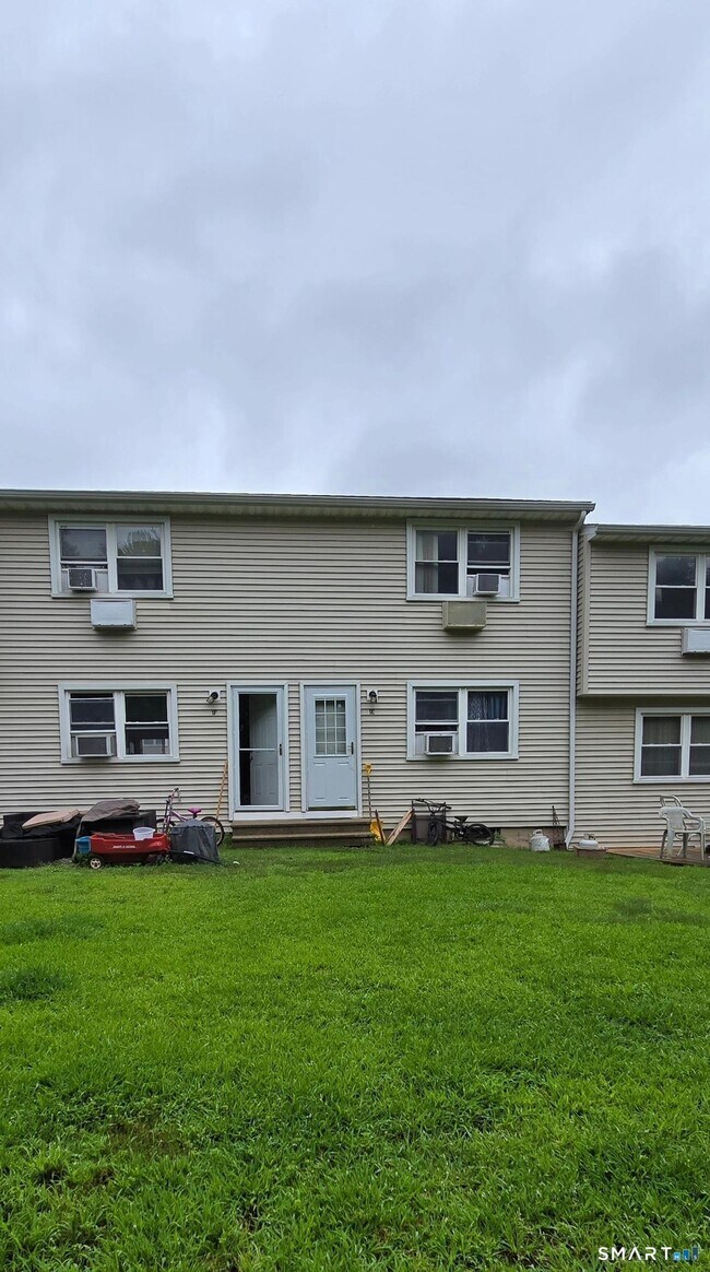 Foto del edificio - 1081 New Haven Rd