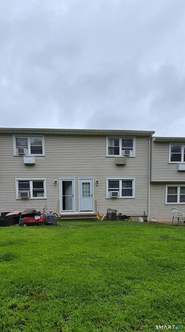 Building Photo - 1081 New Haven Rd
