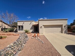 Building Photo - 40 Cochise Dr