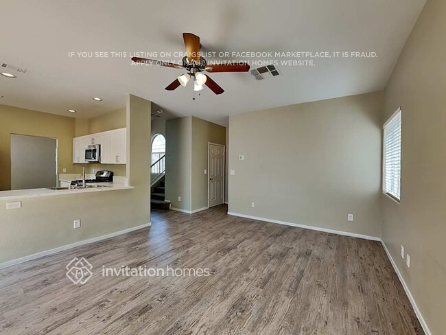 Building Photo - 9129 Valley of Fire Ave